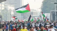 Aliansi-Rakyat-Indonesia-Bela-Palestina-menggelar-long-march-di-area-car-free-day-CFD-Bundaran-HI-Jakarta-pada-Minggu-836883394